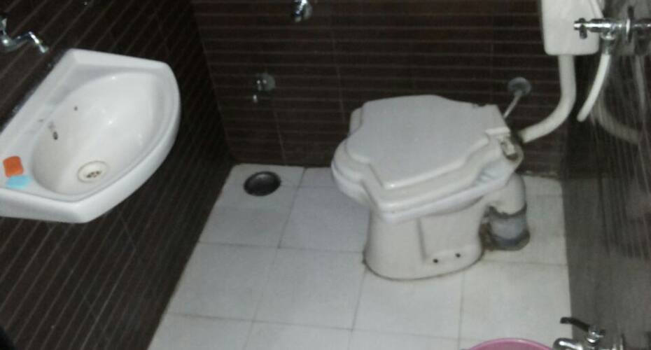 Shree Balaji Yatri Grah & Restaurant, Ujjain 2